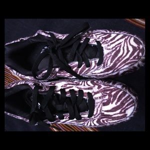 MAKE ME AN OFFER - NIKE ZOOPACK AIRMAX 1QS